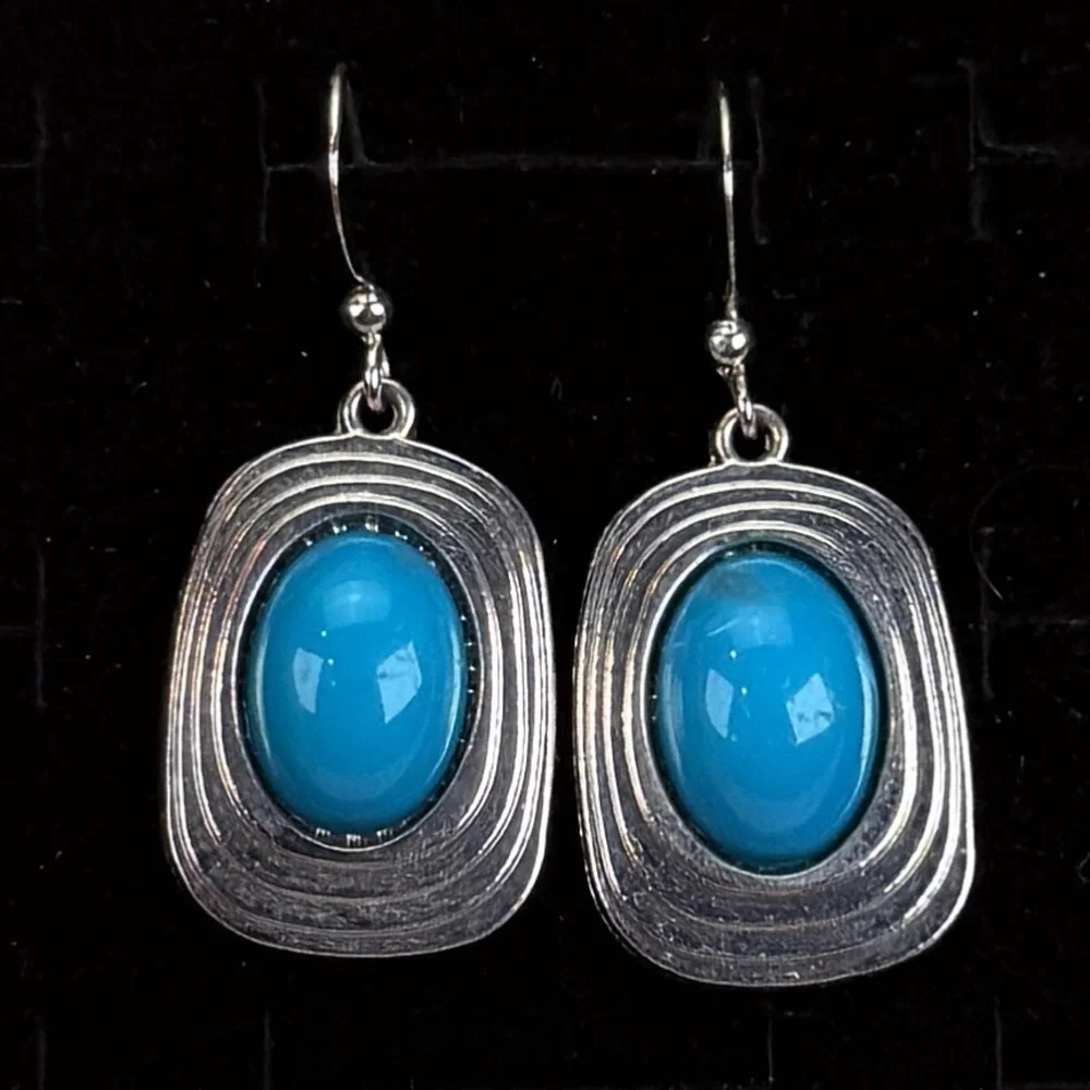 Vintage Silvertone faux turquoise blue pierced ear earrings
